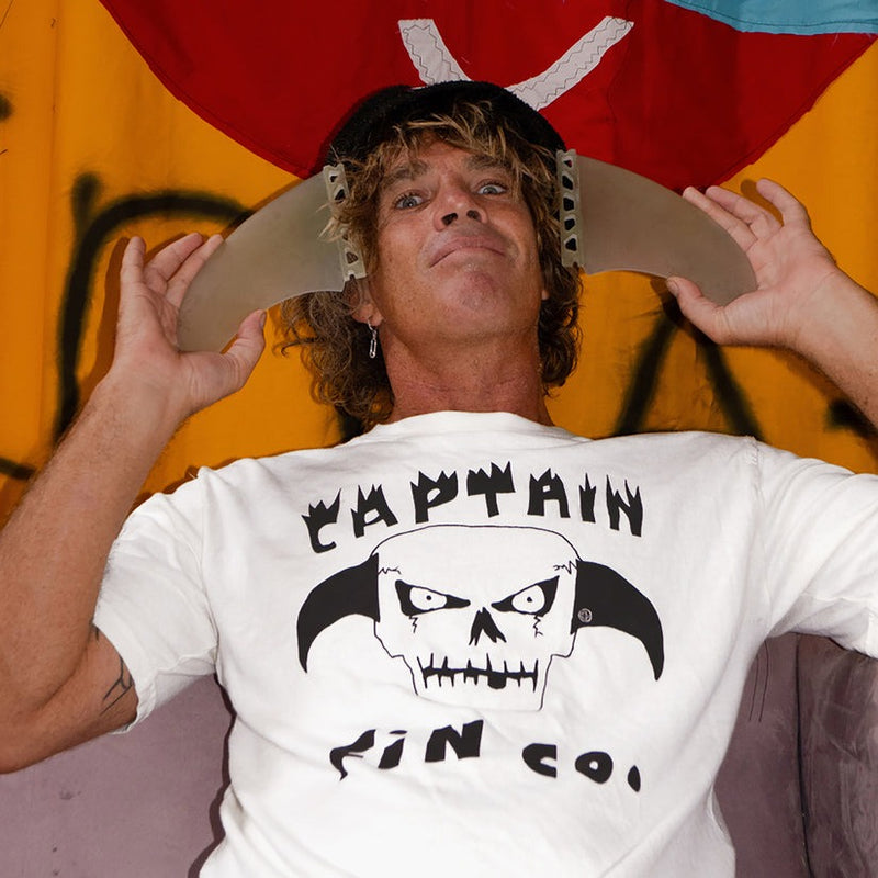 Load image into Gallery viewer, Captain Fin Ozzy Wrong Twin Fin Skull Tee - White