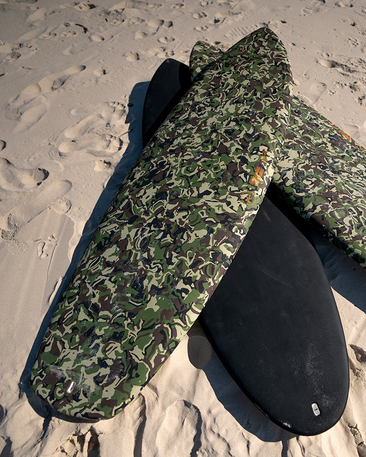 Load image into Gallery viewer, Mick Fanning Little Marley Epoxy Pro - Camo