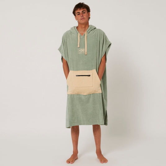 O&E Daybreak Mens Hooded Poncho
