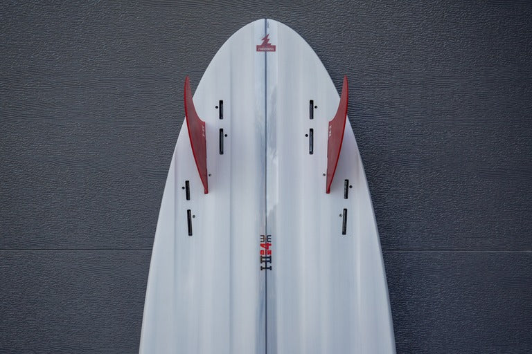 Load image into Gallery viewer, Harley Ingleby MID4 3+3 Thunderbolt Red - Candy White