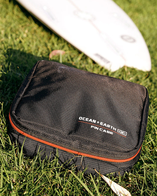 O&E Fin Case
