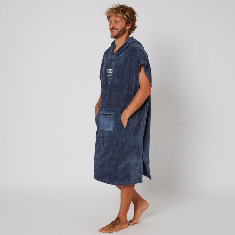 Load image into Gallery viewer, O&E Corp Mens Hooded Poncho
