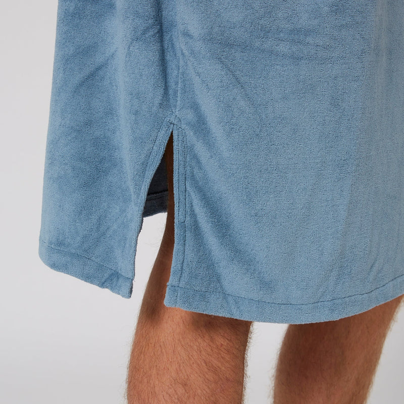 Load image into Gallery viewer, O&E Mens Surf Essential Poncho