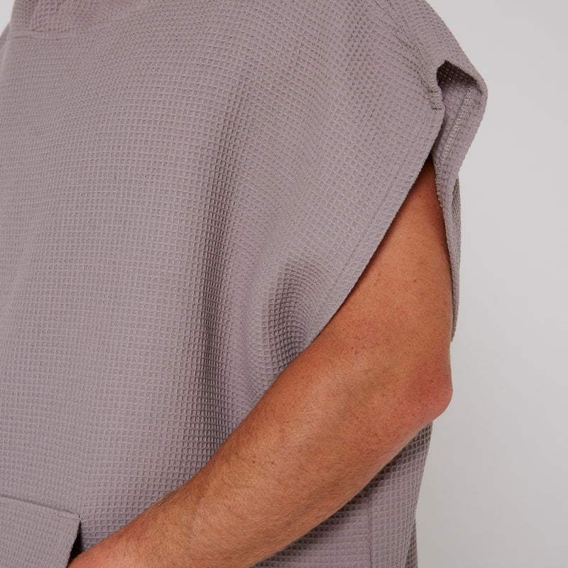 Load image into Gallery viewer, O&E Mens Waffle Poncho