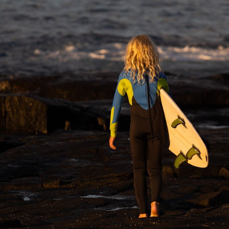 Load image into Gallery viewer, O&E Boys Freeflex 3/2mm BZ Steamer