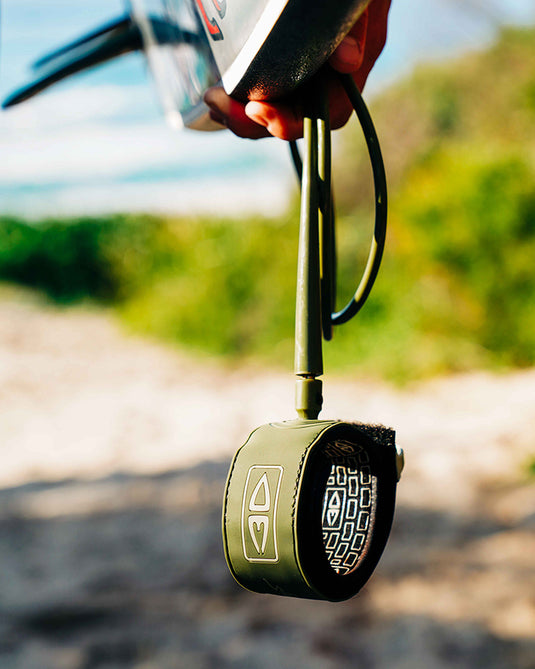 O&E Slim Line ONE-XT Comp 5'0 Leash