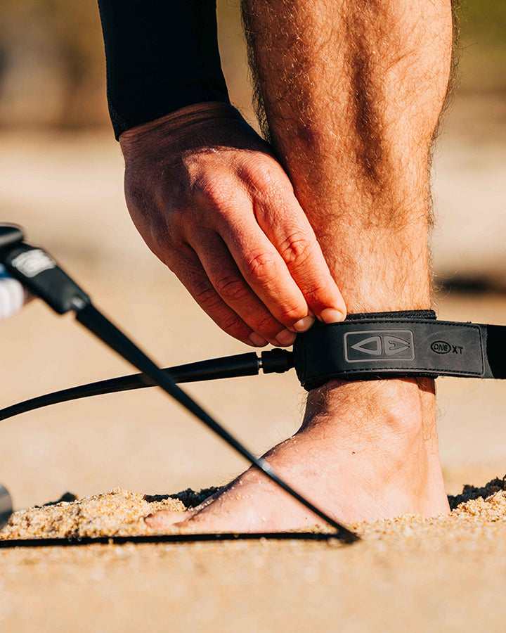 Load image into Gallery viewer, O&E Premium XT 6'0" One Piece Leash