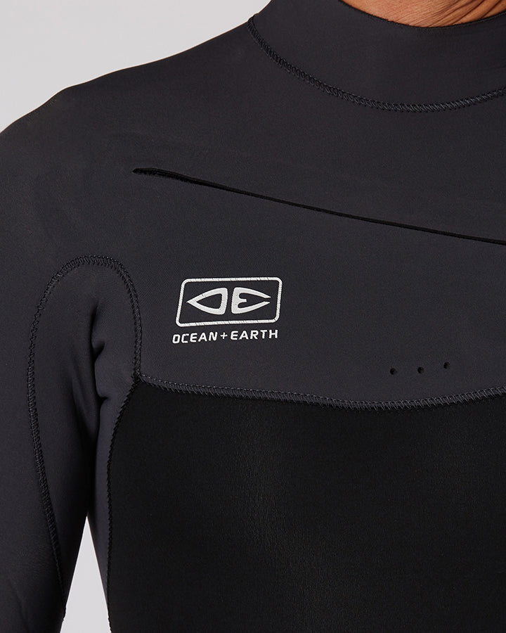 Load image into Gallery viewer, O&E Freeflex 2mm S/S Chest Zip Steamer