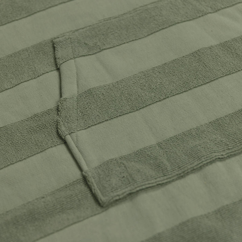 Load image into Gallery viewer, O&E Ladies LayZ Poncho