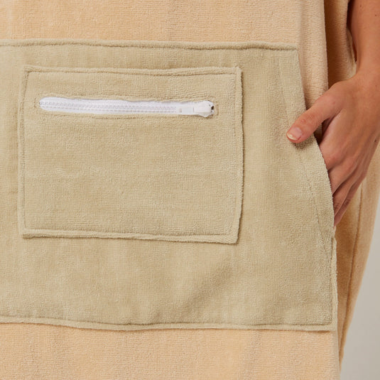 O&E Ladies Daydream Hooded Poncho