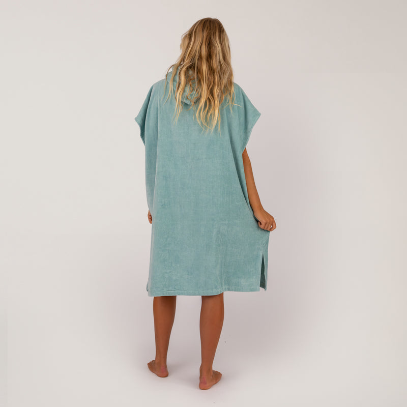 Load image into Gallery viewer, O&amp;E Ladies Daydream Hooded Poncho
