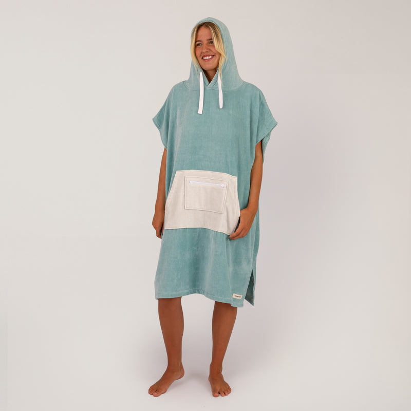 Load image into Gallery viewer, O&amp;E Ladies Daydream Hooded Poncho
