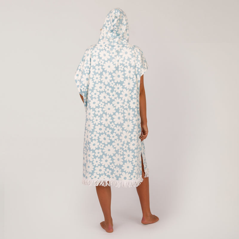 Load image into Gallery viewer, O&amp;E Ladies Daisy Zip Front Hooded Poncho
