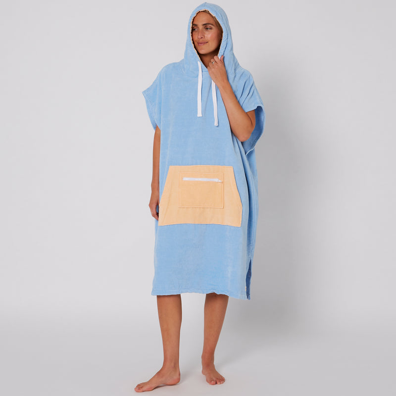 Load image into Gallery viewer, O&amp;E Ladies Daydream Hooded Poncho
