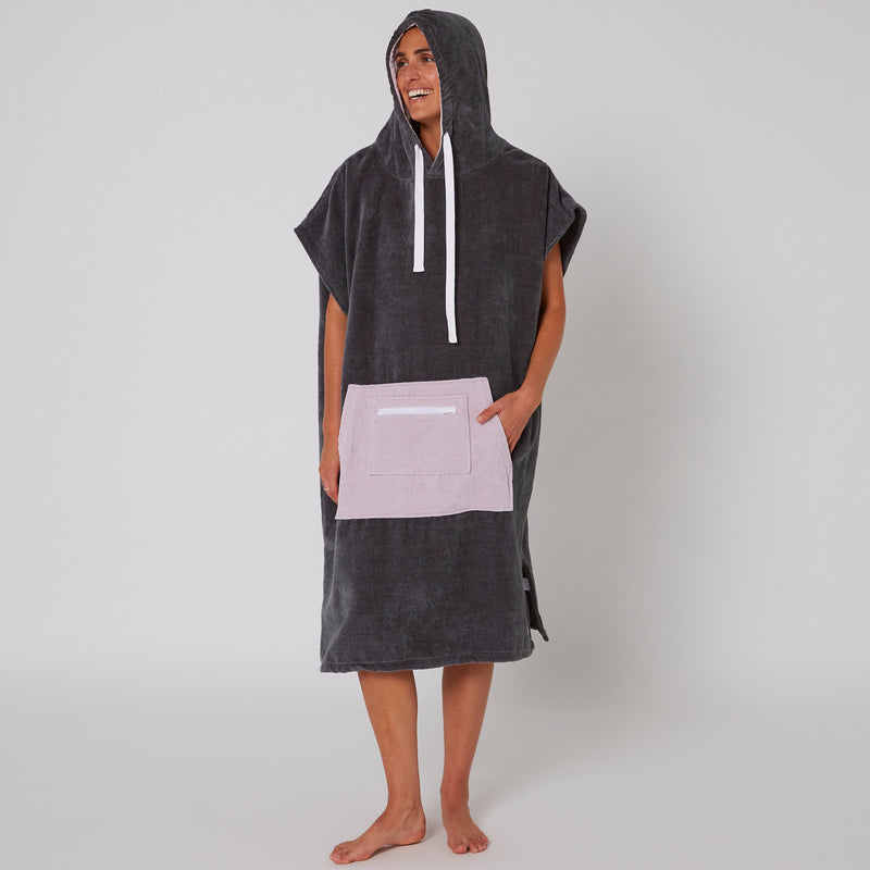 Load image into Gallery viewer, O&amp;E Ladies Daydream Hooded Poncho
