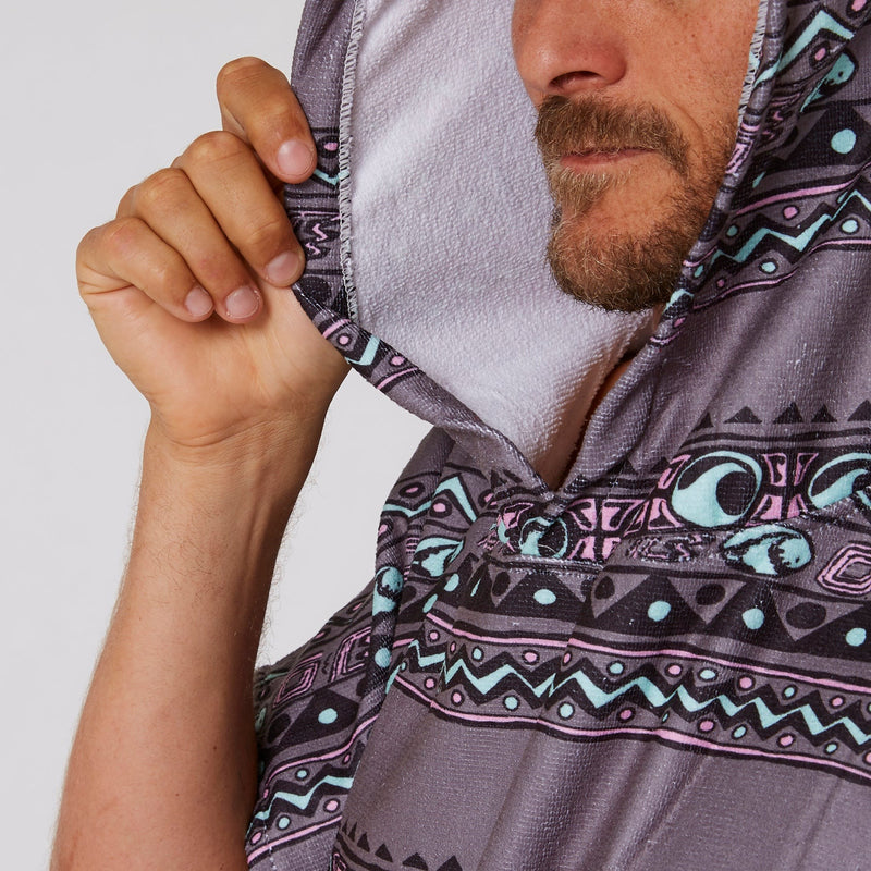 Load image into Gallery viewer, O&amp;E Mens Digital Hooded Poncho - Charcoal
