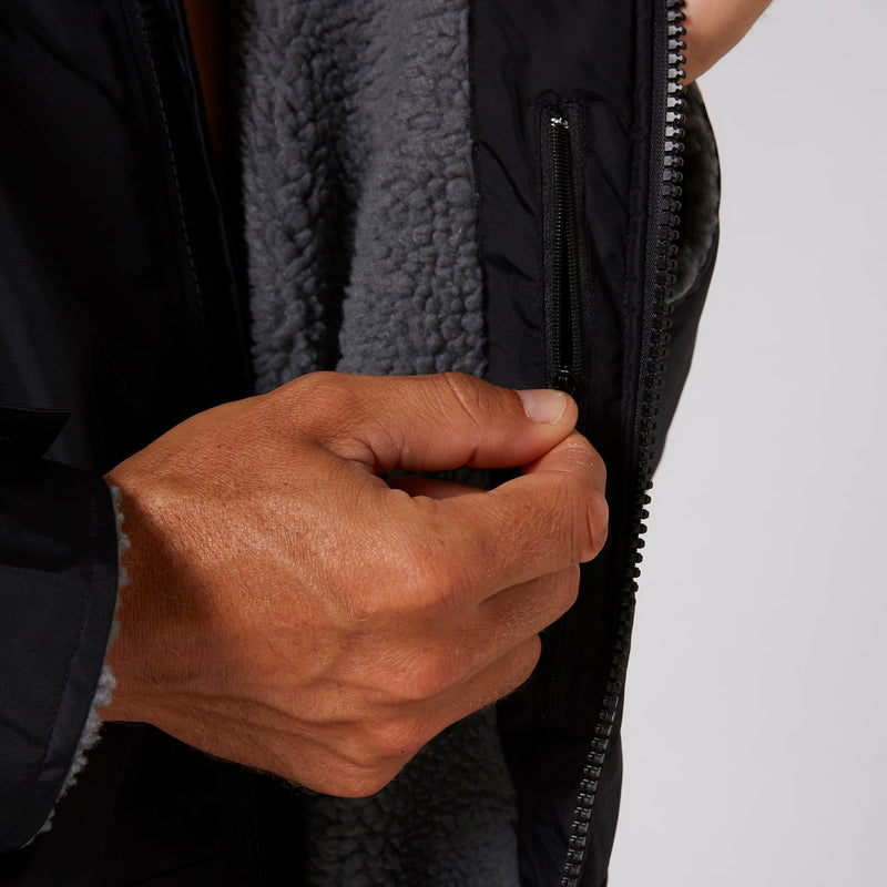 Load image into Gallery viewer, O&amp;E Super Storm Hooded Poncho
