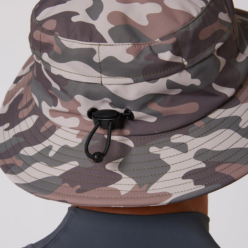 Load image into Gallery viewer, O&amp;E Bingin Lightweight Soft Peak Surf Hat
