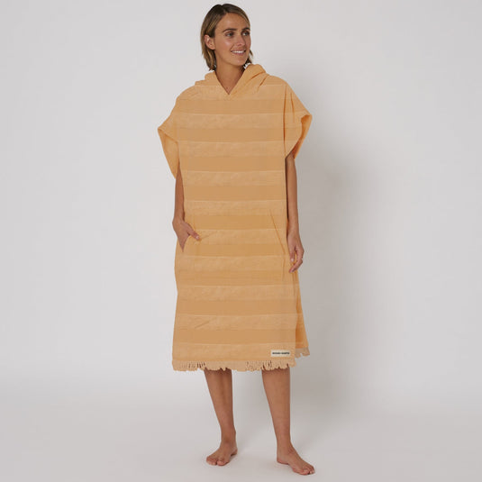 O&E Ladies LayZ Poncho