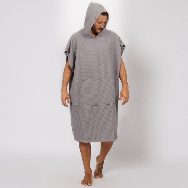 Load image into Gallery viewer, O&amp;E Mens Waffle Poncho
