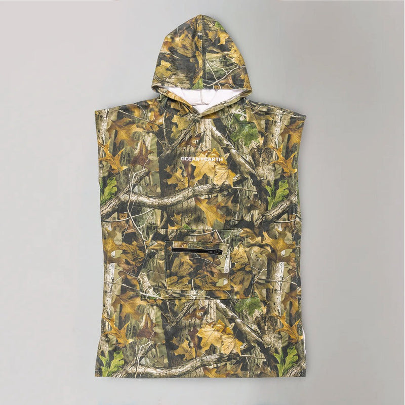 Load image into Gallery viewer, O&amp;E Youth Real Camo Hooded Poncho
