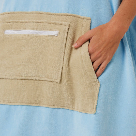 O&E Ladies Daydream Hooded Poncho