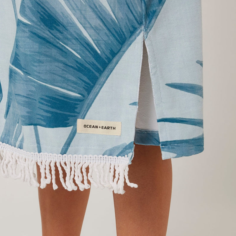 Load image into Gallery viewer, O&amp;E Ladies Palm Zip Hooded Poncho
