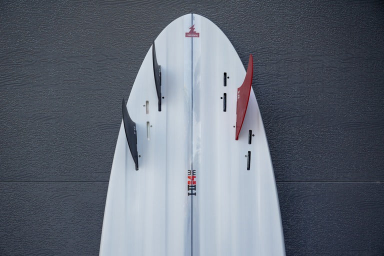 Load image into Gallery viewer, Harley Ingleby MID4 3+3 Thunderbolt Red - Candy White
