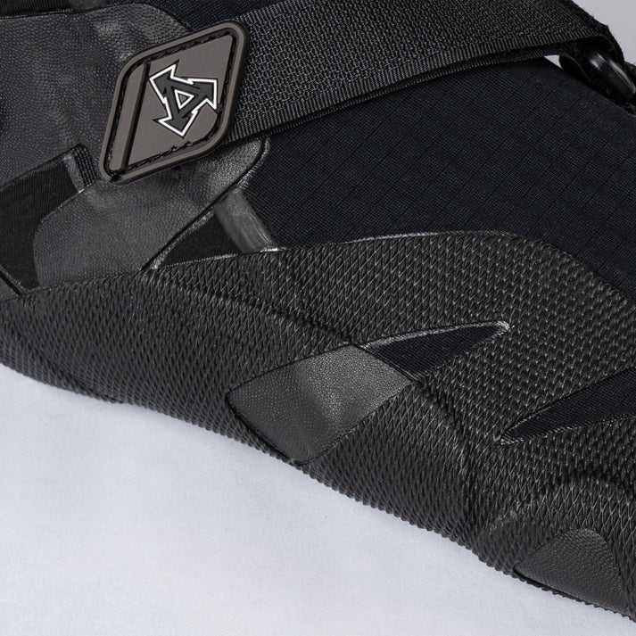 Load image into Gallery viewer, Xcel Drylock 3mm Split Toe Boot - Black
